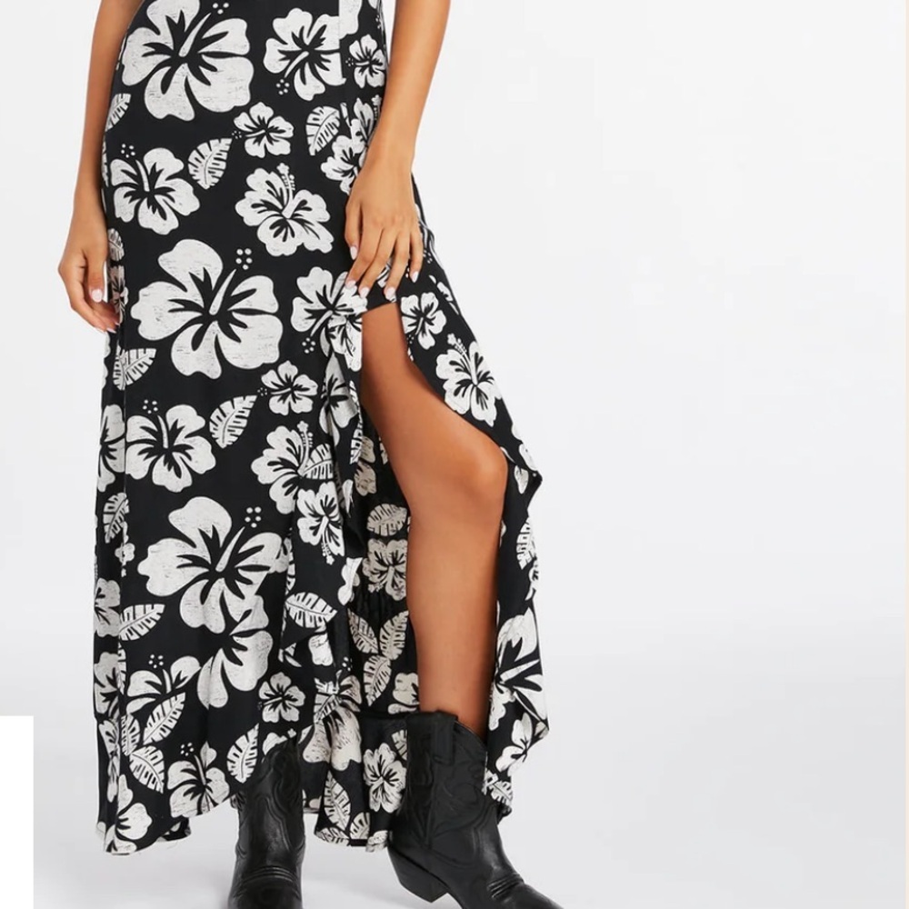 VOLCOM HAWAII DRESS - Picture 8 of 9